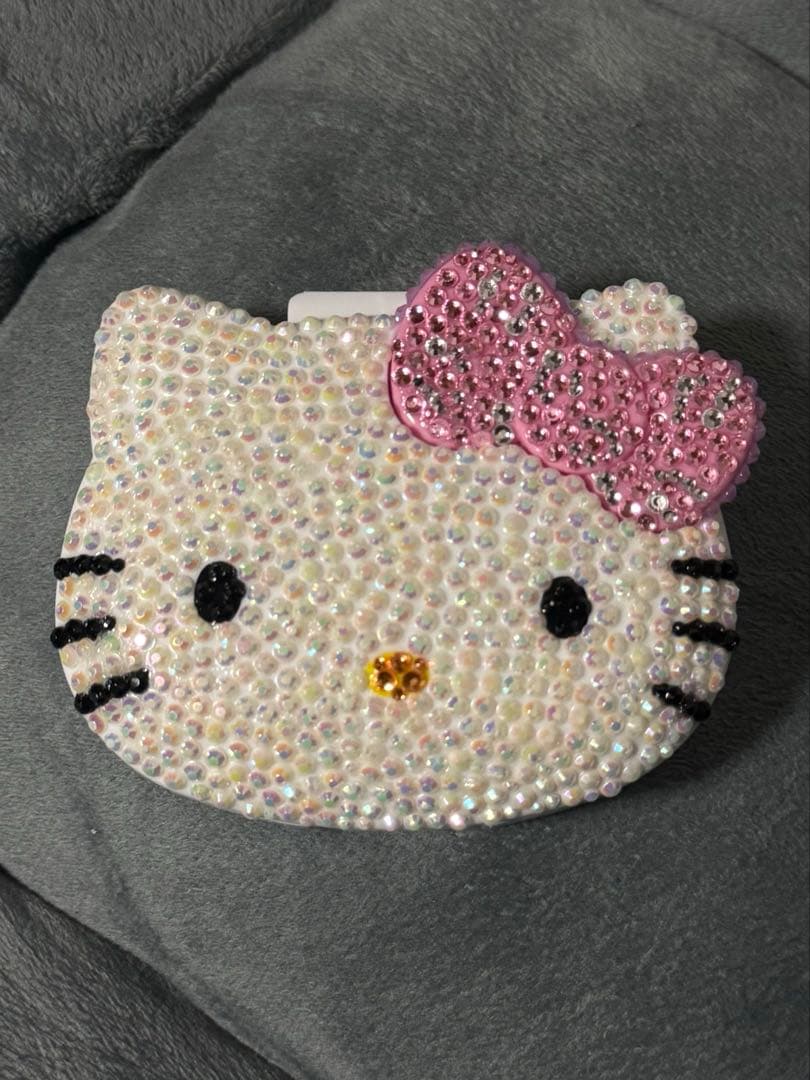 Hello Kitty ^._.^